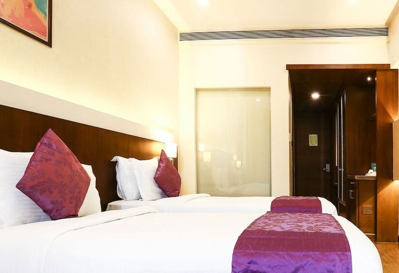 Hotelli Treebo Premium Eden Residency