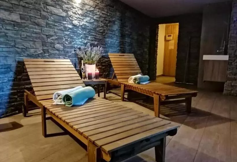 ペンション Slanický Dvor