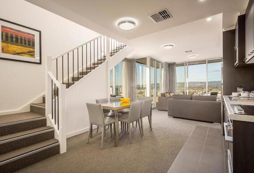 Quest King William South