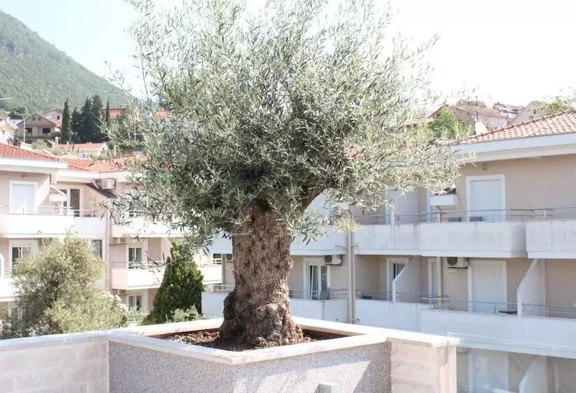 Sun Village Apartments