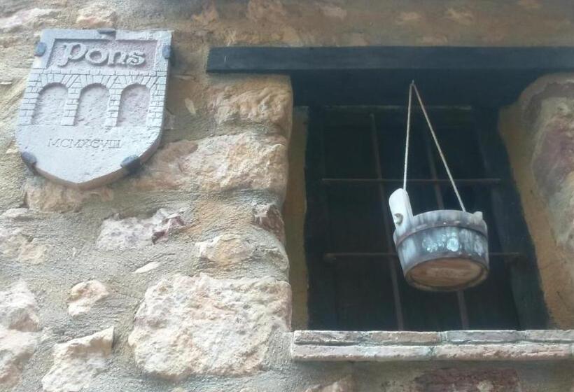 مبيت وإفطار Cal Pons