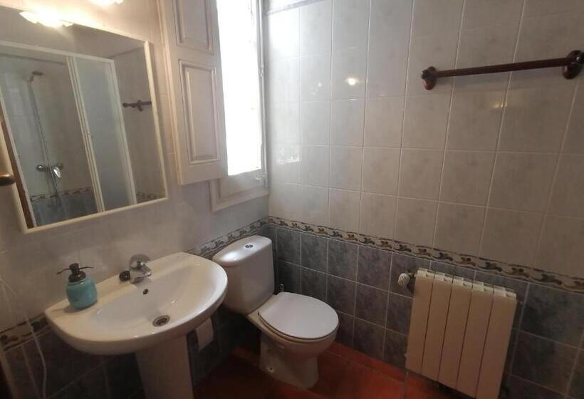 مبيت وإفطار Cal Pons