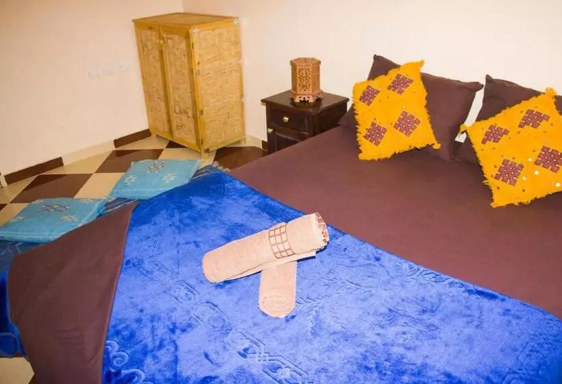 Happy Surf Hostel