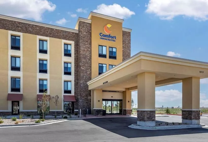 Hotelli Comfort Inn & Suites Bennett