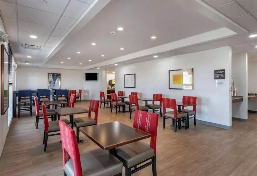 Hotelli Comfort Inn & Suites Bennett