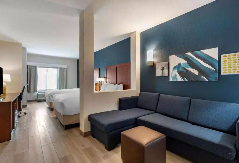 Hotelli Comfort Inn & Suites Bennett