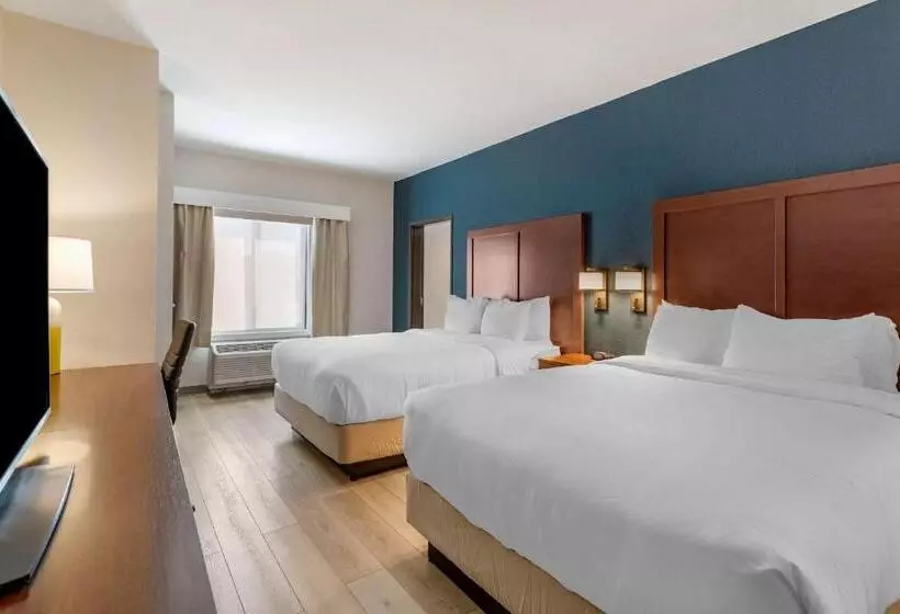 Hotelli Comfort Inn & Suites Bennett