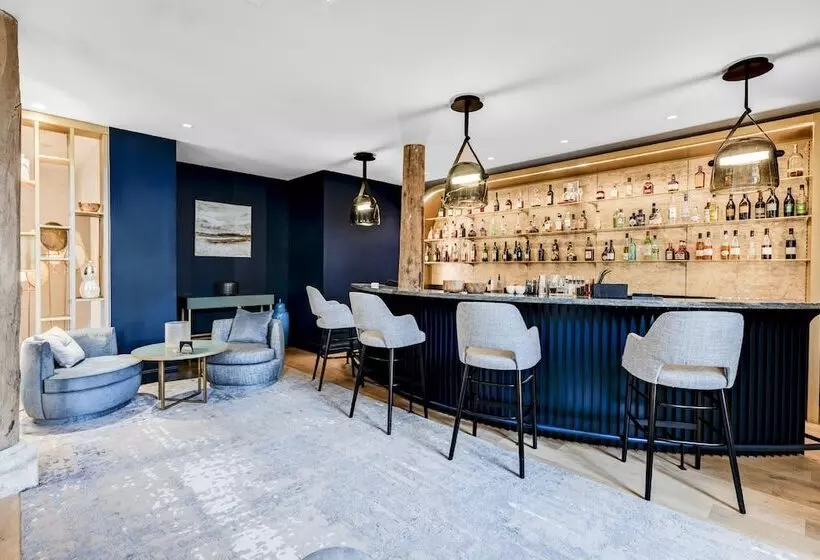 هتل Fleur De Loire