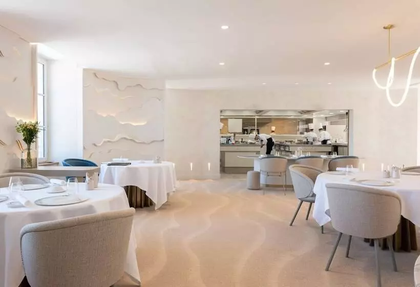 هتل Fleur De Loire