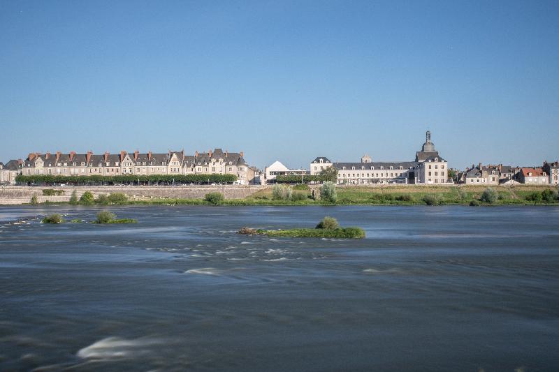 فندق Fleur De Loire