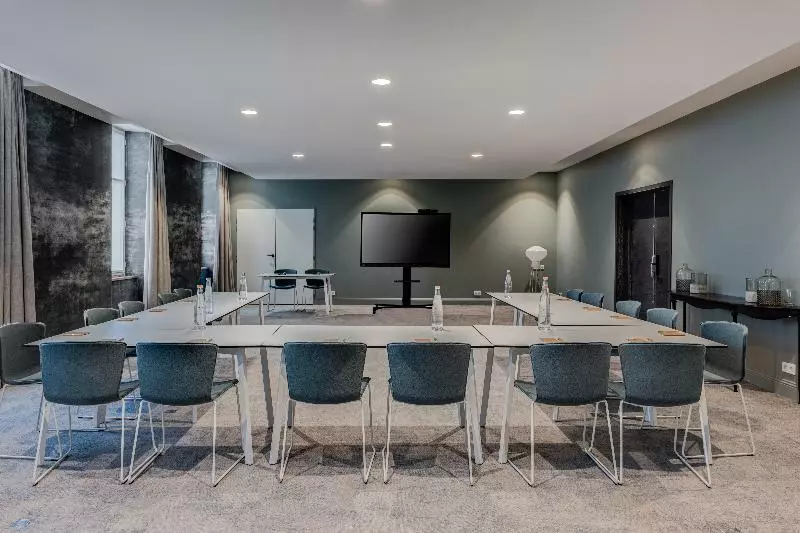 هتل Fleur De Loire