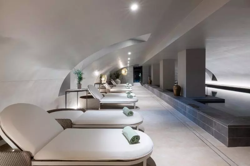 هتل Fleur De Loire