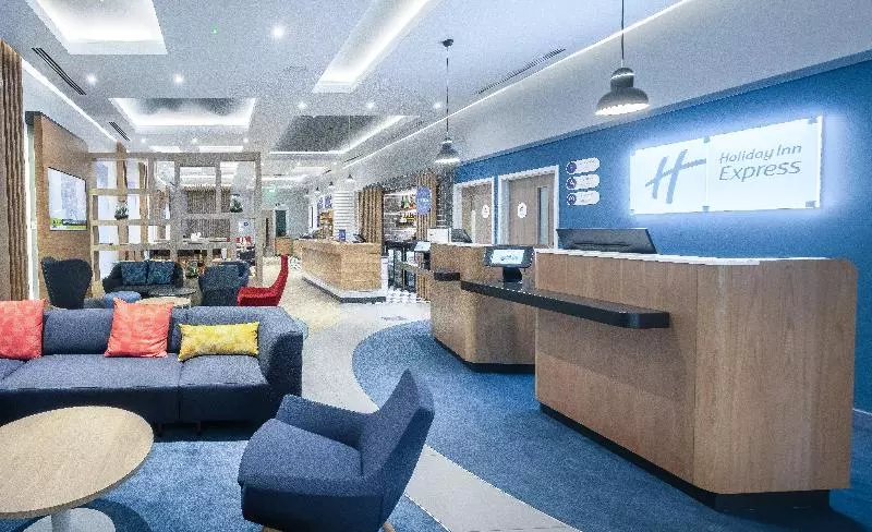 Hotelli Holiday Inn Express Fleet By Ihg