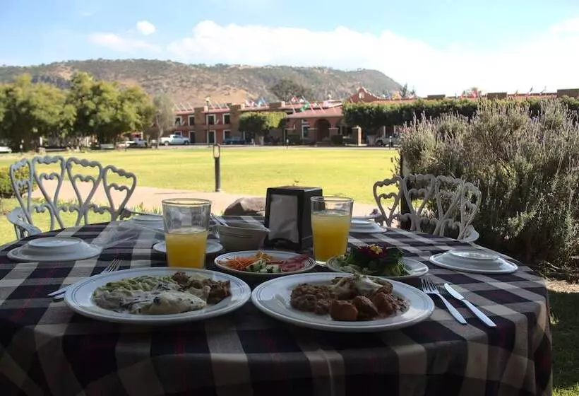 Hotelli Mesón Del Puente