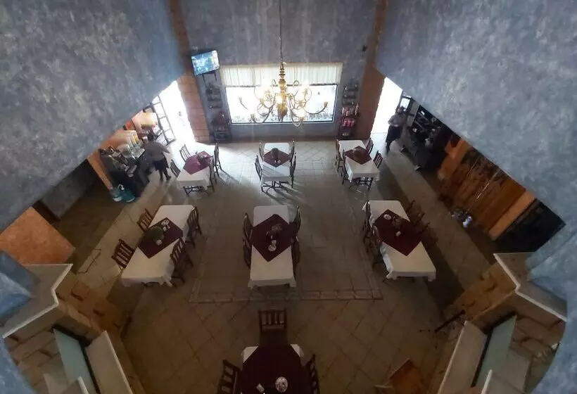 Hotelli Mesón Del Puente