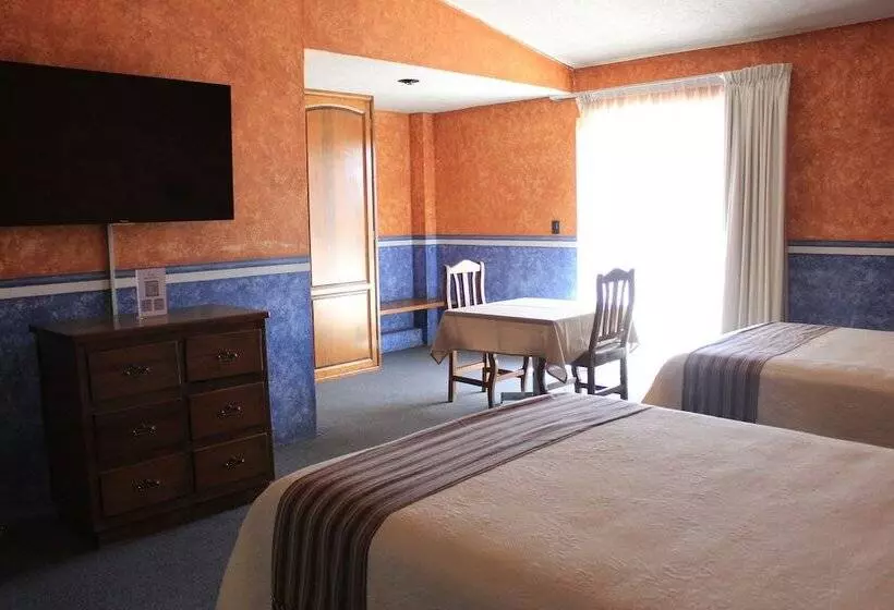 Hotelli Mesón Del Puente