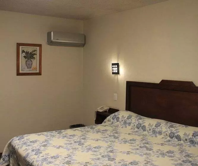 Hotelli Mesón Del Puente