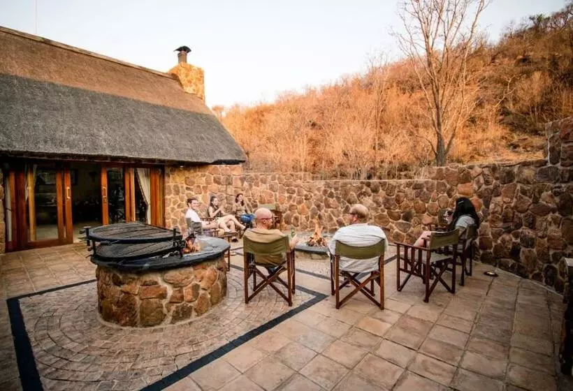 Hotelli Riverdance Lodge