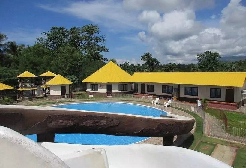 ホテル Tmi Resort