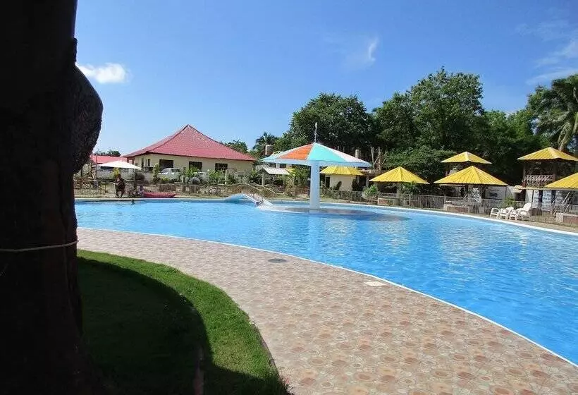 ホテル Tmi Resort