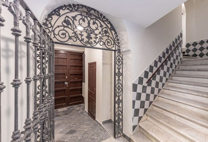 Apartamentos Líbere Málaga La Merced