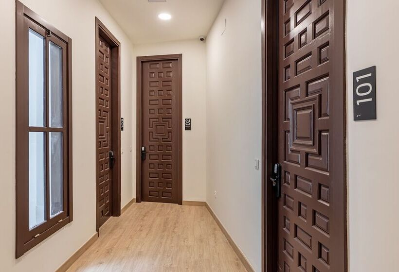 Apartamentos Líbere Málaga La Merced