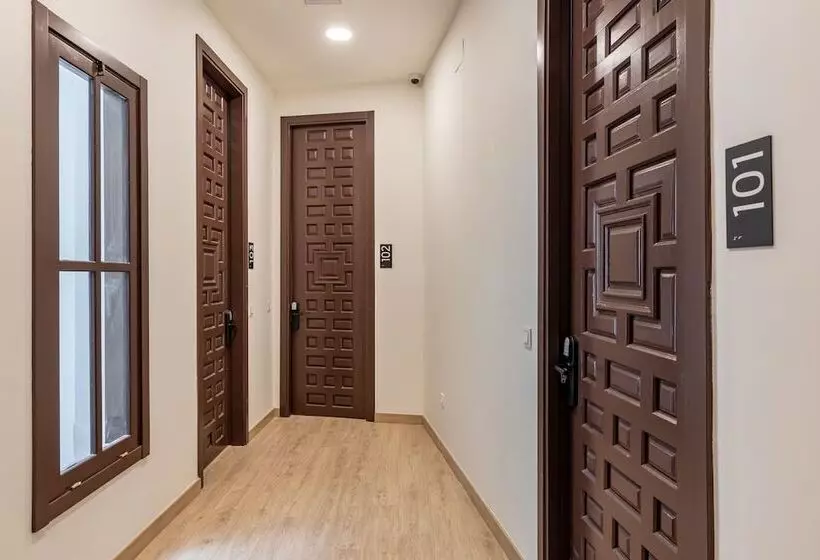 Apartamentos Líbere Málaga La Merced