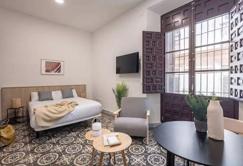 Apartamentos Líbere Málaga La Merced