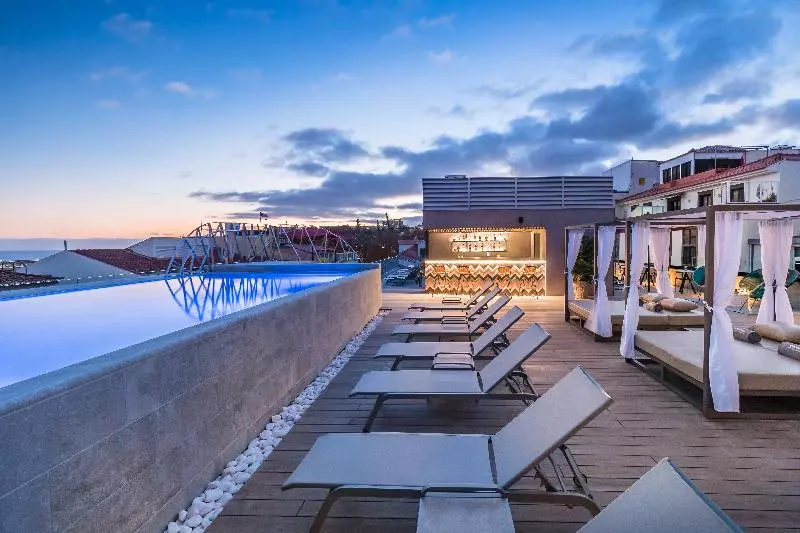 ホテル Barceló Funchal Oldtown