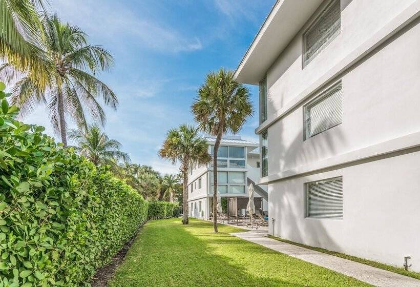 בית מלון כפרי Beach Haus Key Biscayne