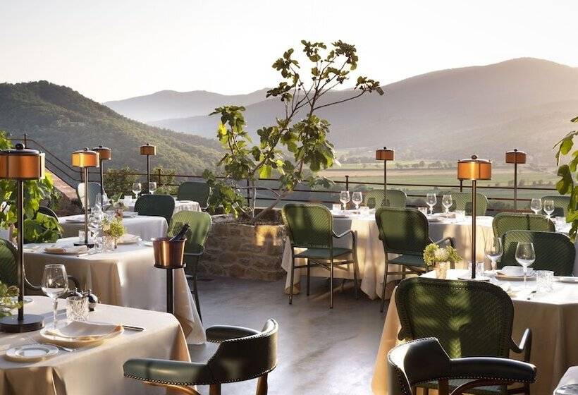 ホテル Castello Di Reschio