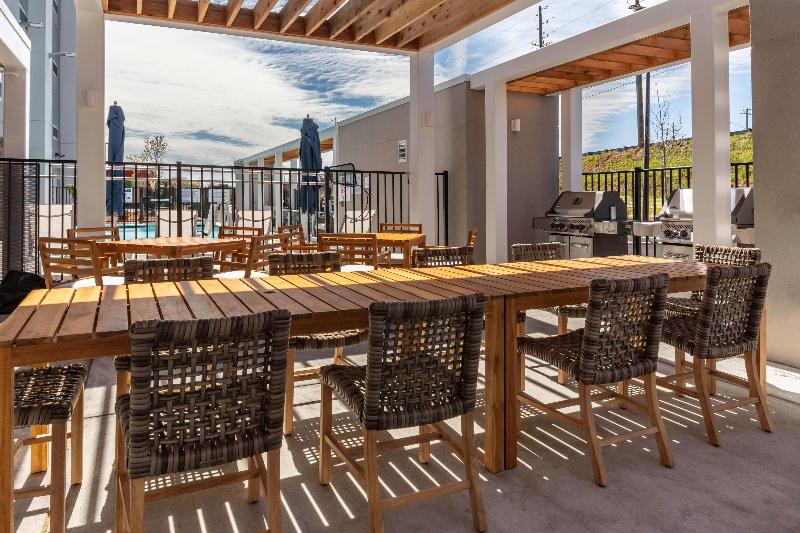 Отель Home2 Suites By Hilton Covington