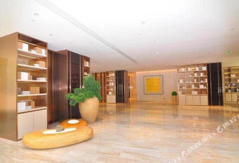 Ji Hotel Xining Haihu New District