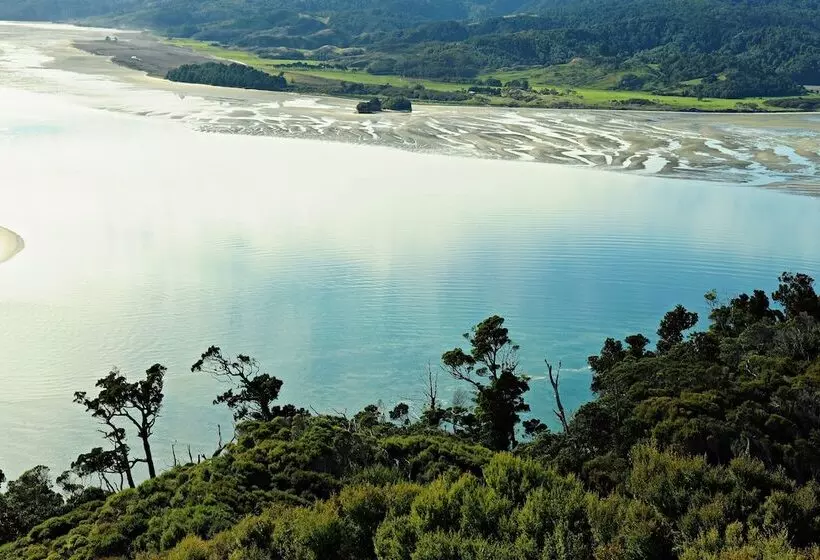 Hotelli Westhaven Retreat