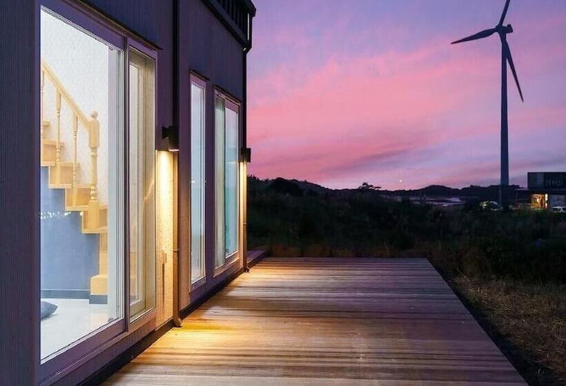 Jeju Sihyeonuipungcha Pension