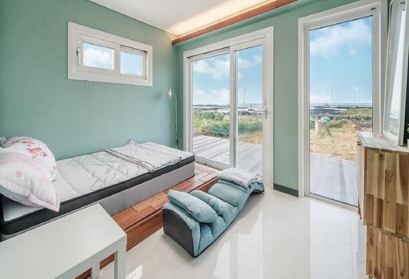 Jeju Sihyeonuipungcha Pension