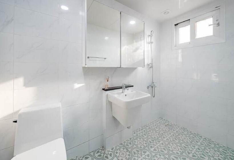 Jeju Sihyeonuipungcha Pension