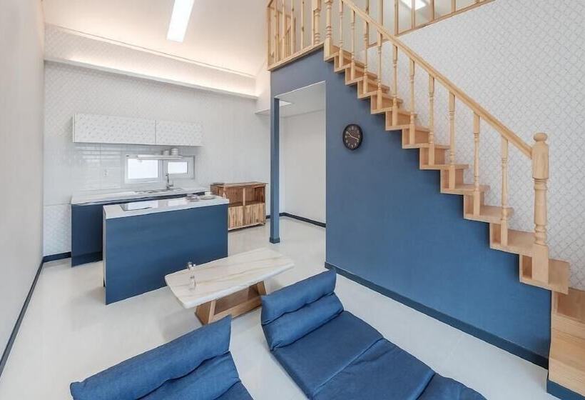 Jeju Sihyeonuipungcha Pension