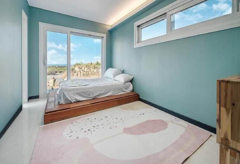 Jeju Sihyeonuipungcha Pension