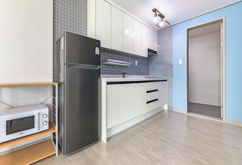 Jeju Stay Dalggum Pension