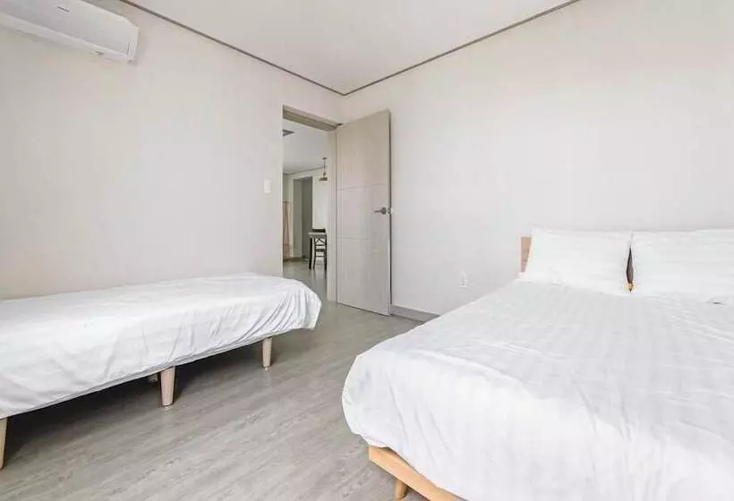 Jeju Stay Dalggum Pension