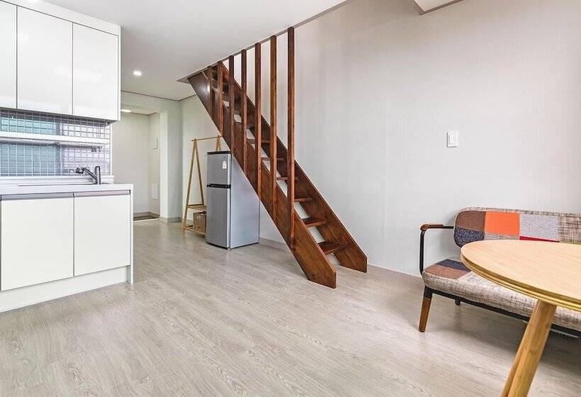 Jeju Stay Dalggum Pension