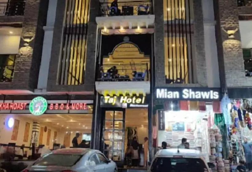 Taj Hotel And Restaurant