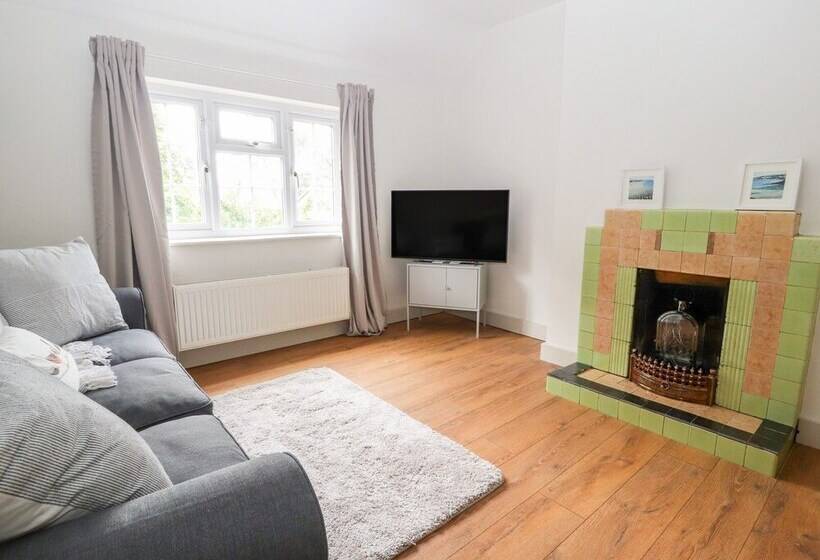 Well House Farm Flat 2