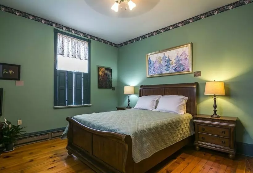 ホテル Allegheny Trail House