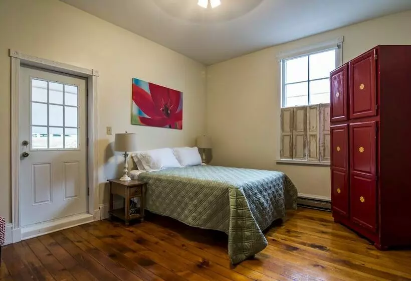 ホテル Allegheny Trail House