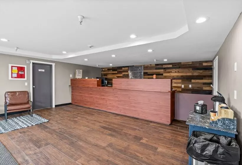 Hotelli Basecamp Puyallup A Travelodge By Wyndham