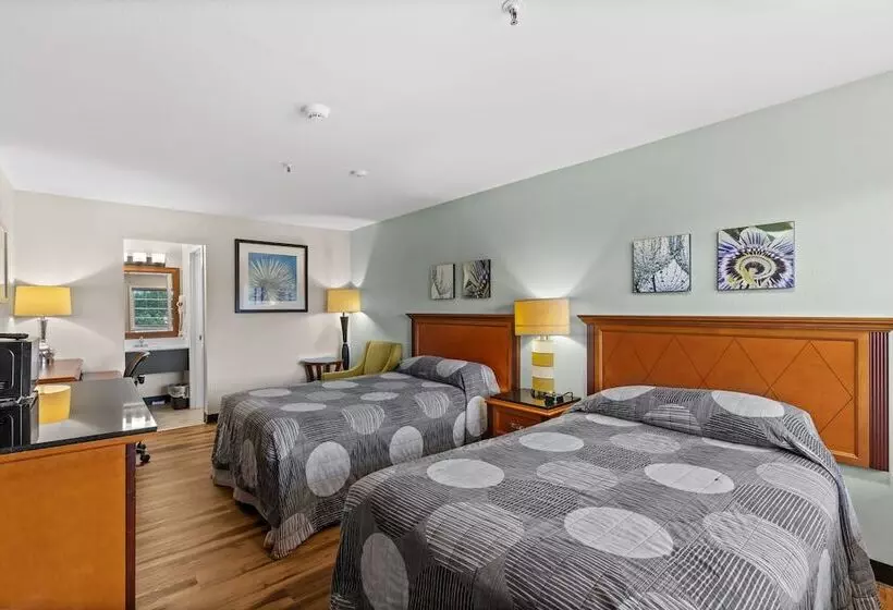 Hotelli Basecamp Puyallup A Travelodge By Wyndham