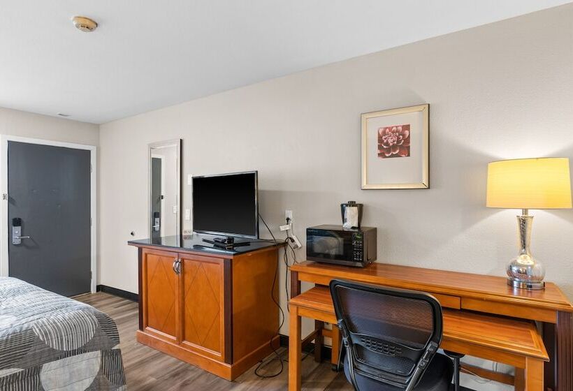 酒店 Basecamp Puyallup A Travelodge By Wyndham