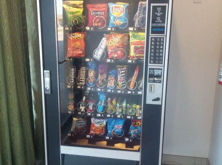 Szálloda Country Regency Inn & Suites